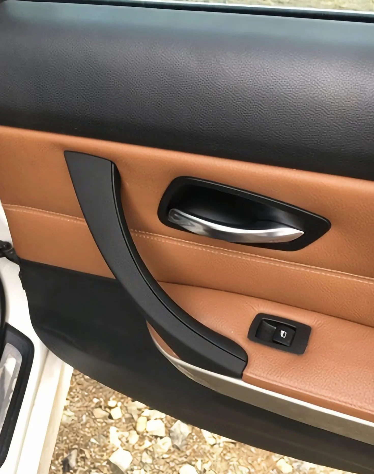 QWORK® Klamka wewnętrzna, wymiana klamki wewnętrznej samochodu prawa, odpowiednia do akcesoriów kompatybilne z BMW serii 3 2004-2012 (E90 Right), czarna