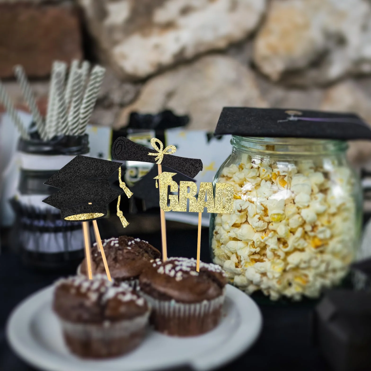 36 Sztuk Graduation Cupcake Toppers, 3 Style Wykaszarki do Babeczek Brokatowe Wykaszarki do Ciastek z Dyplomem na Akcesoria na Impreze Tematyczna z Okazji Ukonczenia Szkoly