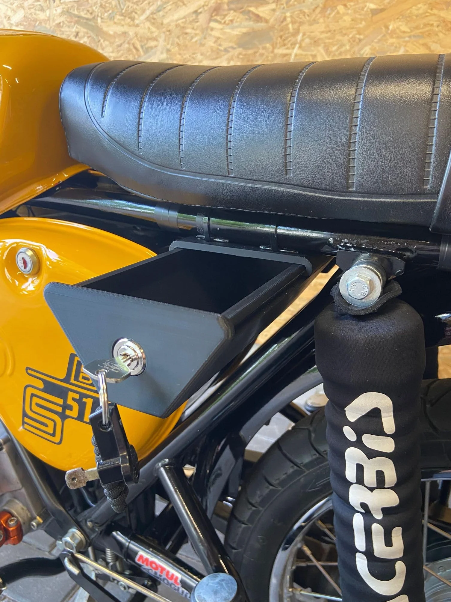 Generisch Simson Box Essential, skrzynka na narzędzia, komora na narzędzia do S50/S51, Lordi Industries