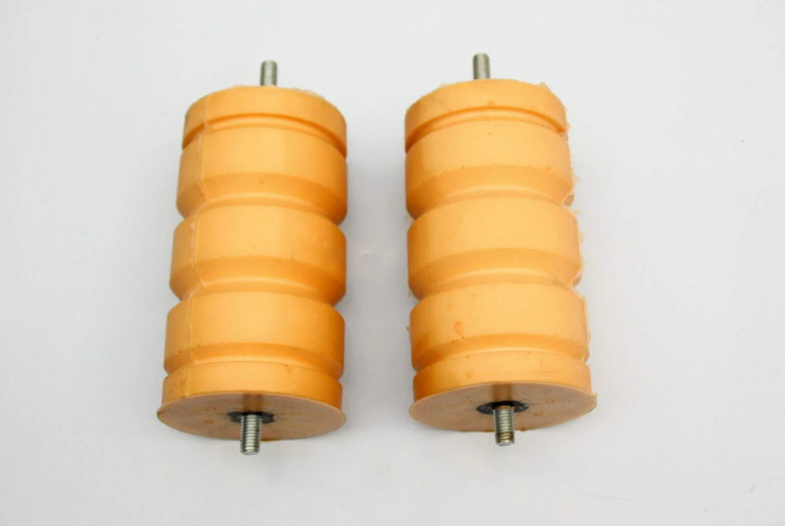 2x gumowa sprężyna Cellasto 600/800 kg do przyczep osobowych Westfalia, element sprężynowy 118.001.536.902 | 118001536902