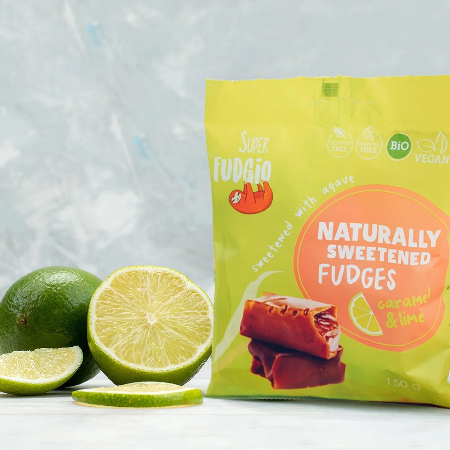 SUPER FUDGiO Naturalnie słodzone wegańskie krówki karmel limonka 150 g