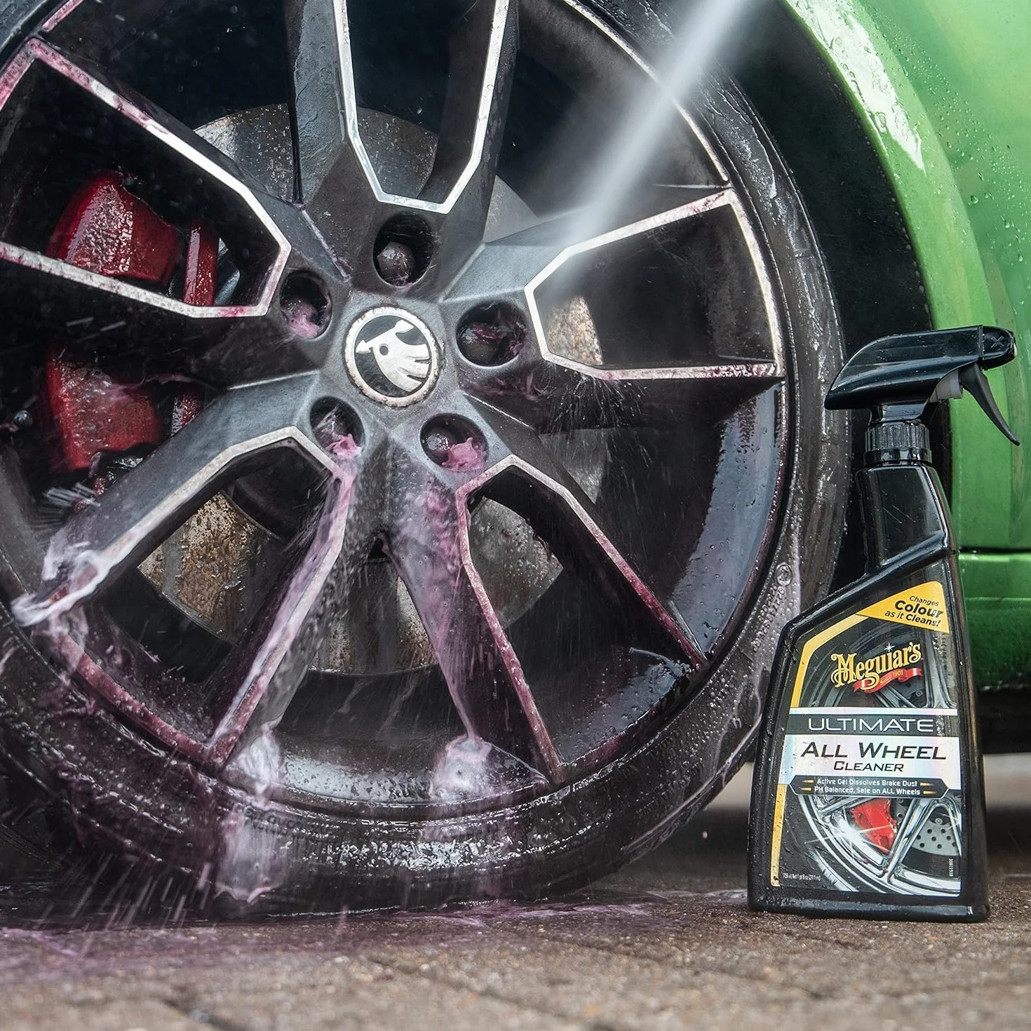 Meguiar's G180124EU Ultimate All Wheel Cleaner środek do czyszczenia felg, czyści wszystkie powierzchnie felg, usuwa kurz z hamulców i brud, neutralny pH, 709 ml