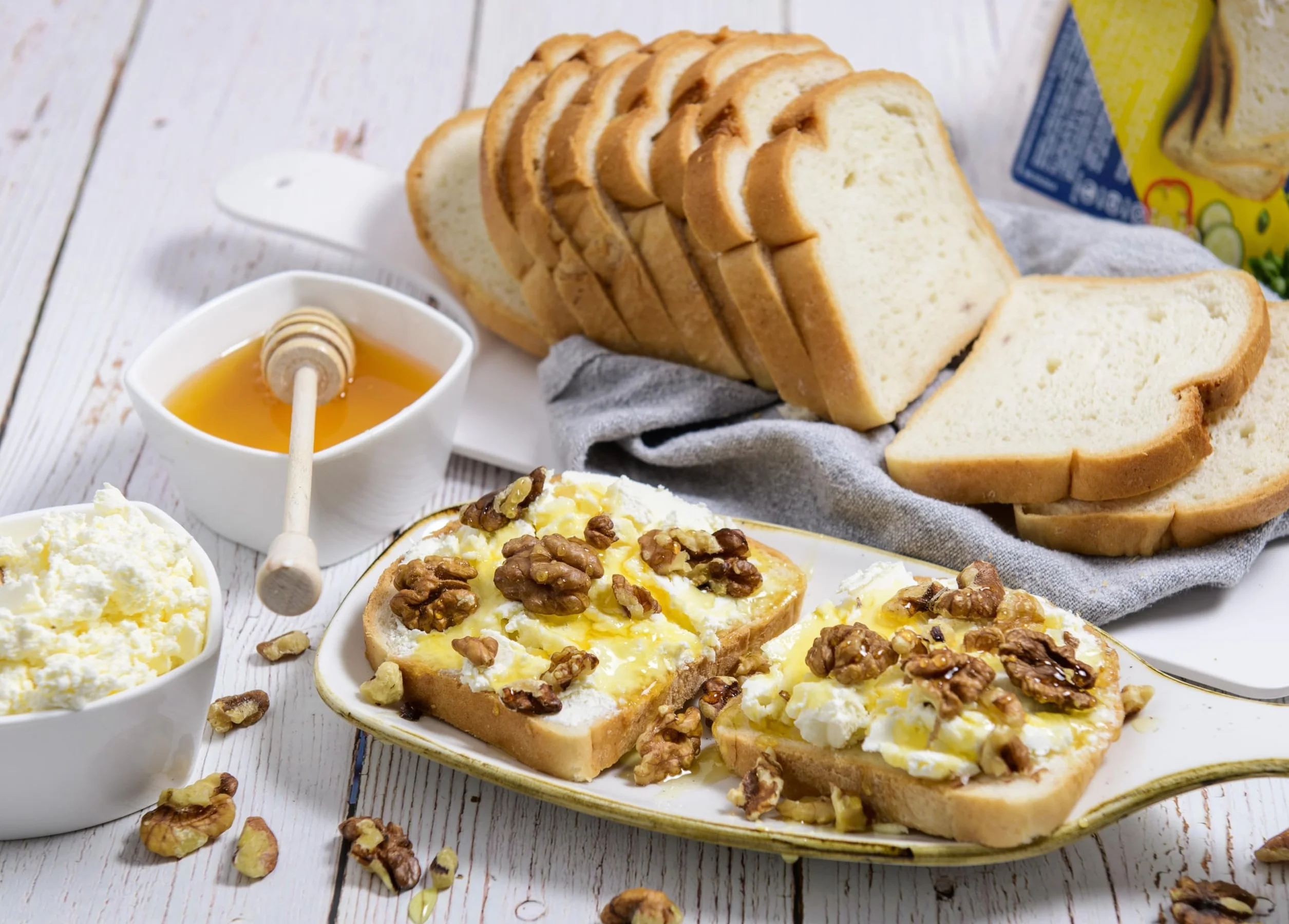 Bezglutenowy Bochenek Szlachecki Jasny 260 g- Bezgluten