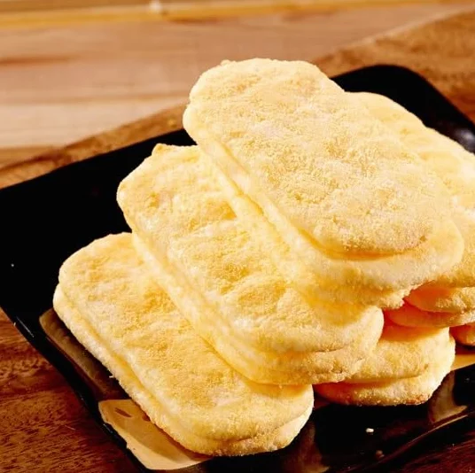 Senbei krakersy ryżowe chipsy słone chrupiące ciasteczka ser mleczny ciasto śnieżne chińskie przekąski 240 g