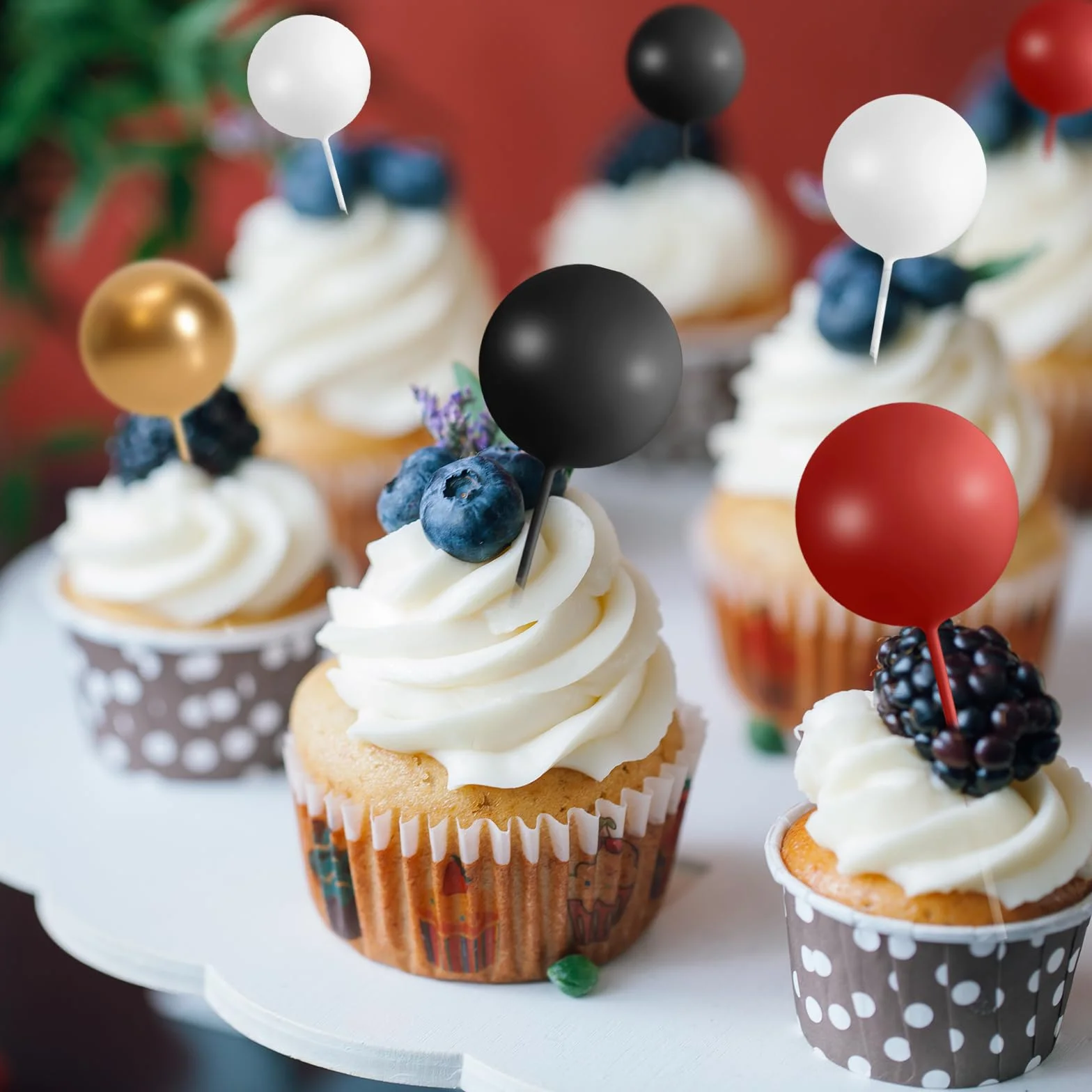75 sztuk ozdób na tort w kształcie kulek - piankowe ozdoby na babeczki, mini baloniki, kulki ozdobne na tort, wykałaczki do ciasta na przyjęcie urodzinowe, ślub (czarny, czerwony, złoty