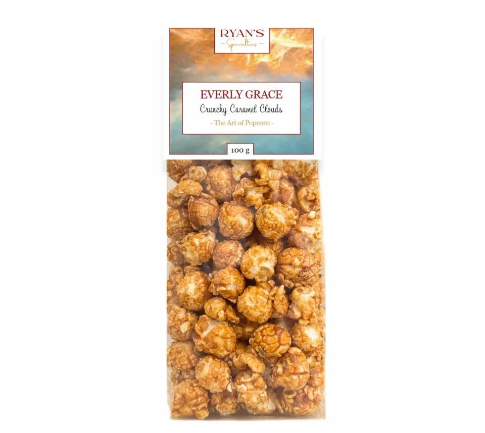 Everly Grace Popcorn – Crunchy Caramel Clouds, 100 g – Chrupiący karmelowy popcorn, ręcznie robiony w naszej manufakturze w Augsburgu, Niemcy