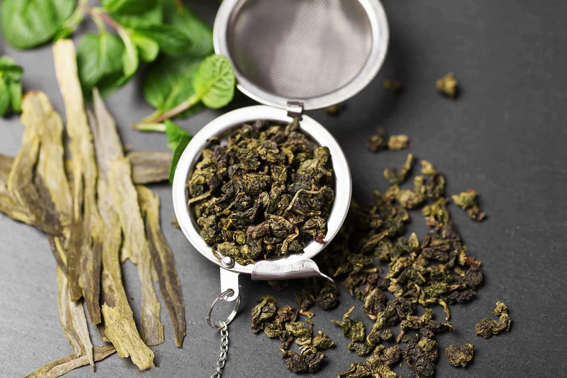 Winoszarnia Herbata Oolong 100g - Liście Zielone - Opakowanie DOYPACK z Zamknięciem Strunowym