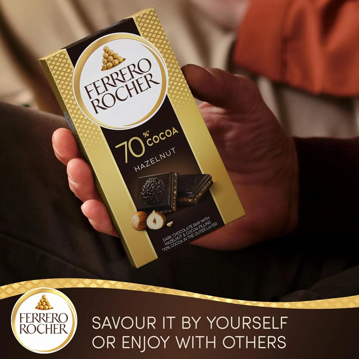 Ferrero Rocher batonik z ciemną czekoladą i orzechami laskowymi, batoniki czekoladowe, 55% ciemnej czekolady z chrupiącymi pełnymi orzechami laskowymi i nadzieniem kakaowym, (90 g)