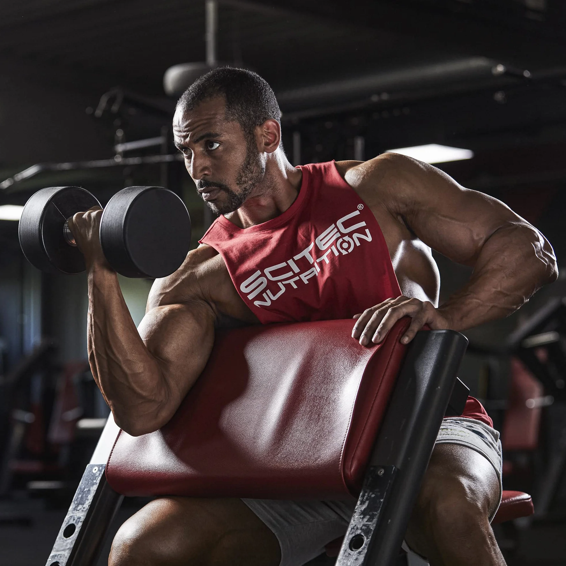 Scitec Nutrition Superhero Przedtreningówka bez cukru z aminokwasami 285 g Cola-Lime
