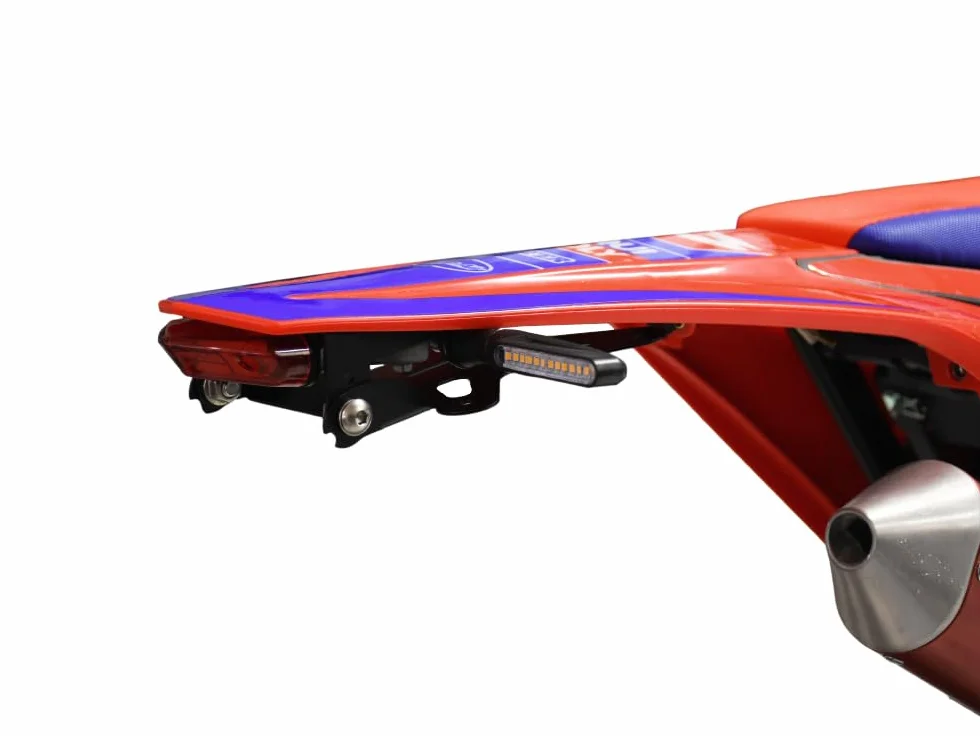 SEPTAR Regulowany uchwyt na kartę sportową kompatybilny z BETA MOTARD/ENDURO RR 125 (4T) 2021-2025 + reflektor