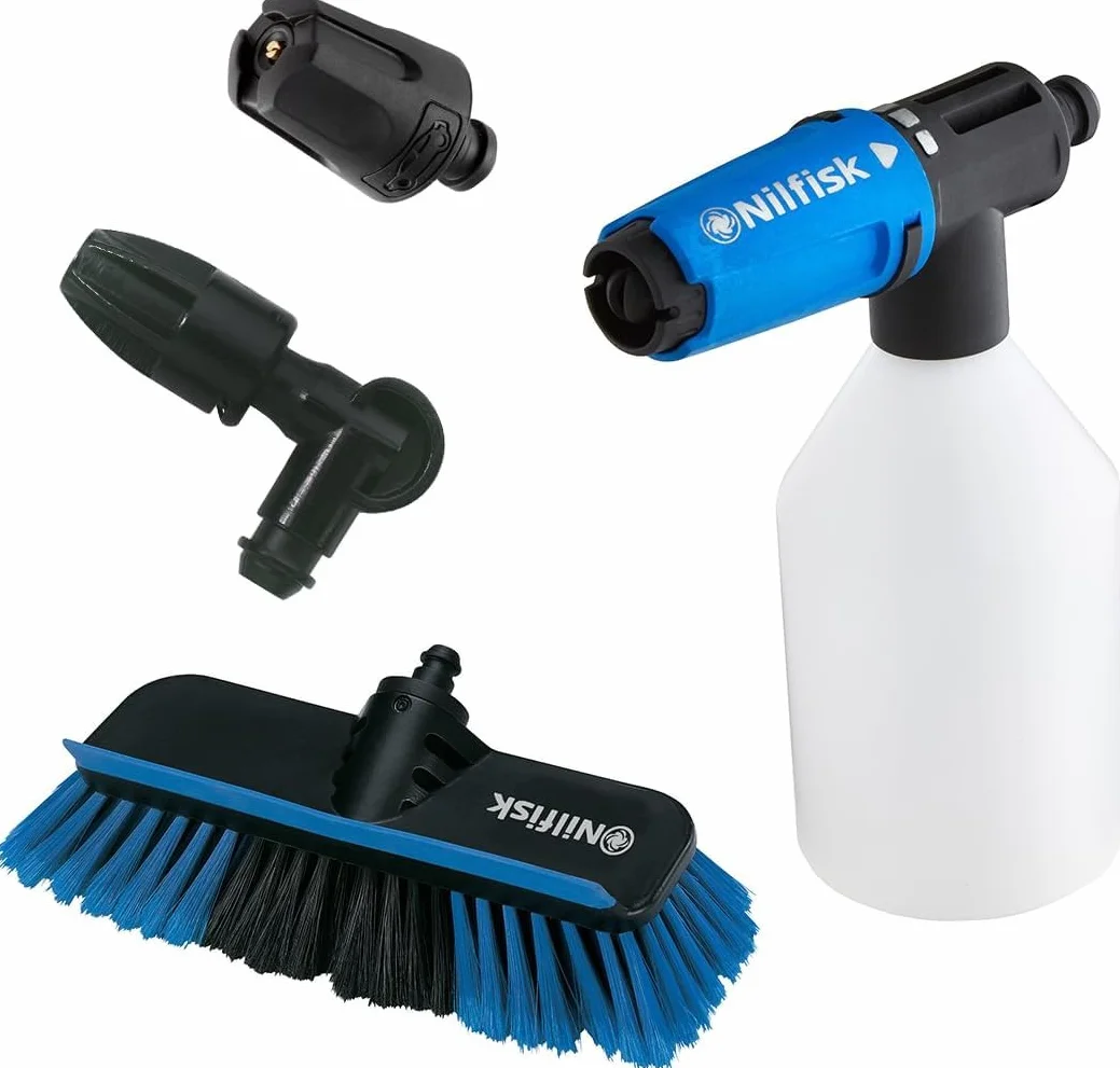 Nilfisk Zestaw do Czyszczenia Samochodu 4 w 1 – Pianownica Super Foam + szczotka + AutoNozzle + dysza podwozia – Akcesoria do myjki ciśnieniowej