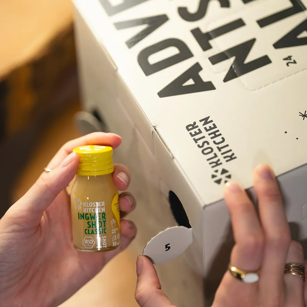 Kloster Kitchen Bio Imbir Shots kalendarz adwentowy na rok 2024, 35 porcji, wysokiej jakości napoje organiczne, prezent dla mężczyzn i kobiet, wegański i organiczny