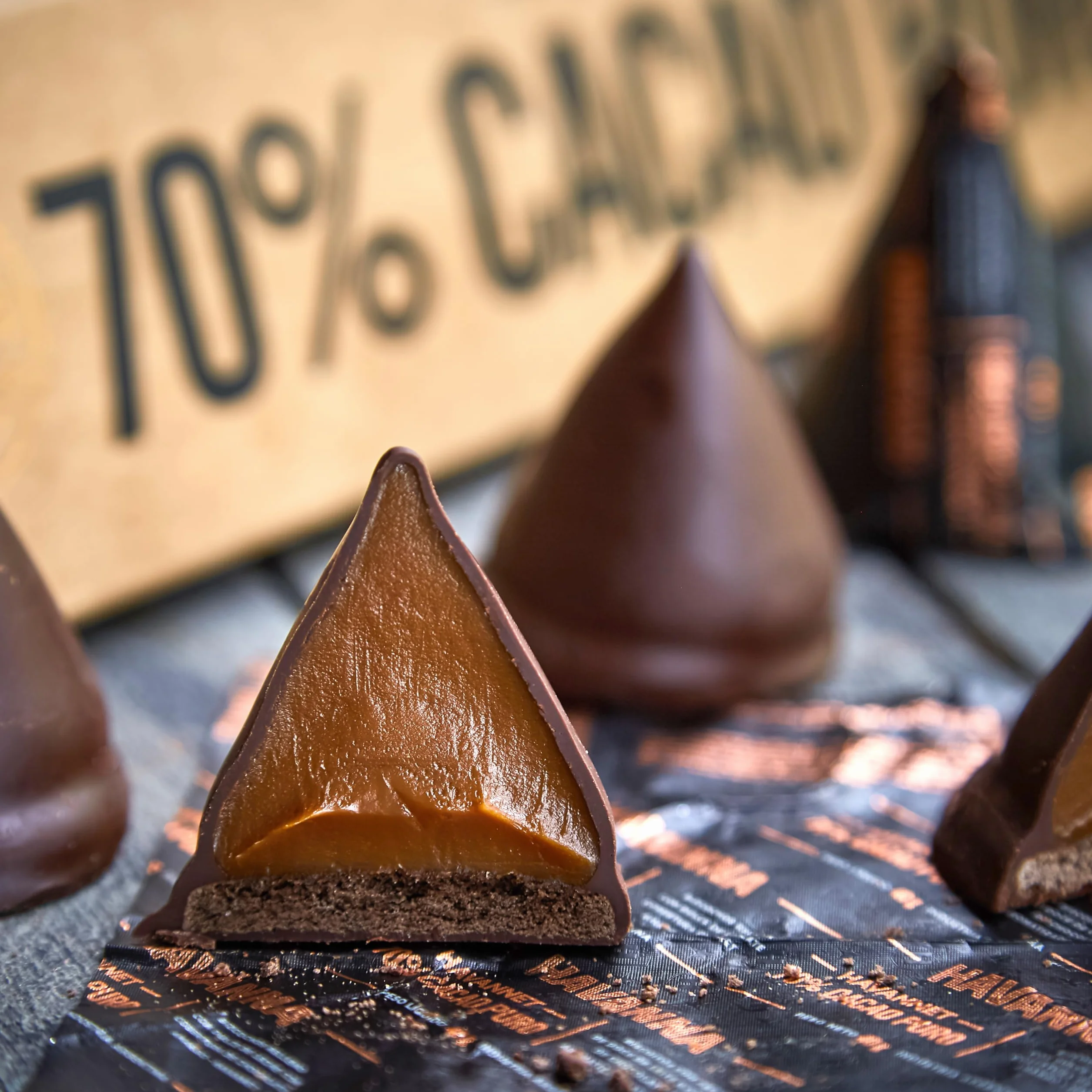 Havanna Havannets z 70% czystego kakao Stożki czekoladowe z nadzieniem dulce de leche 8 sztuk 320 g