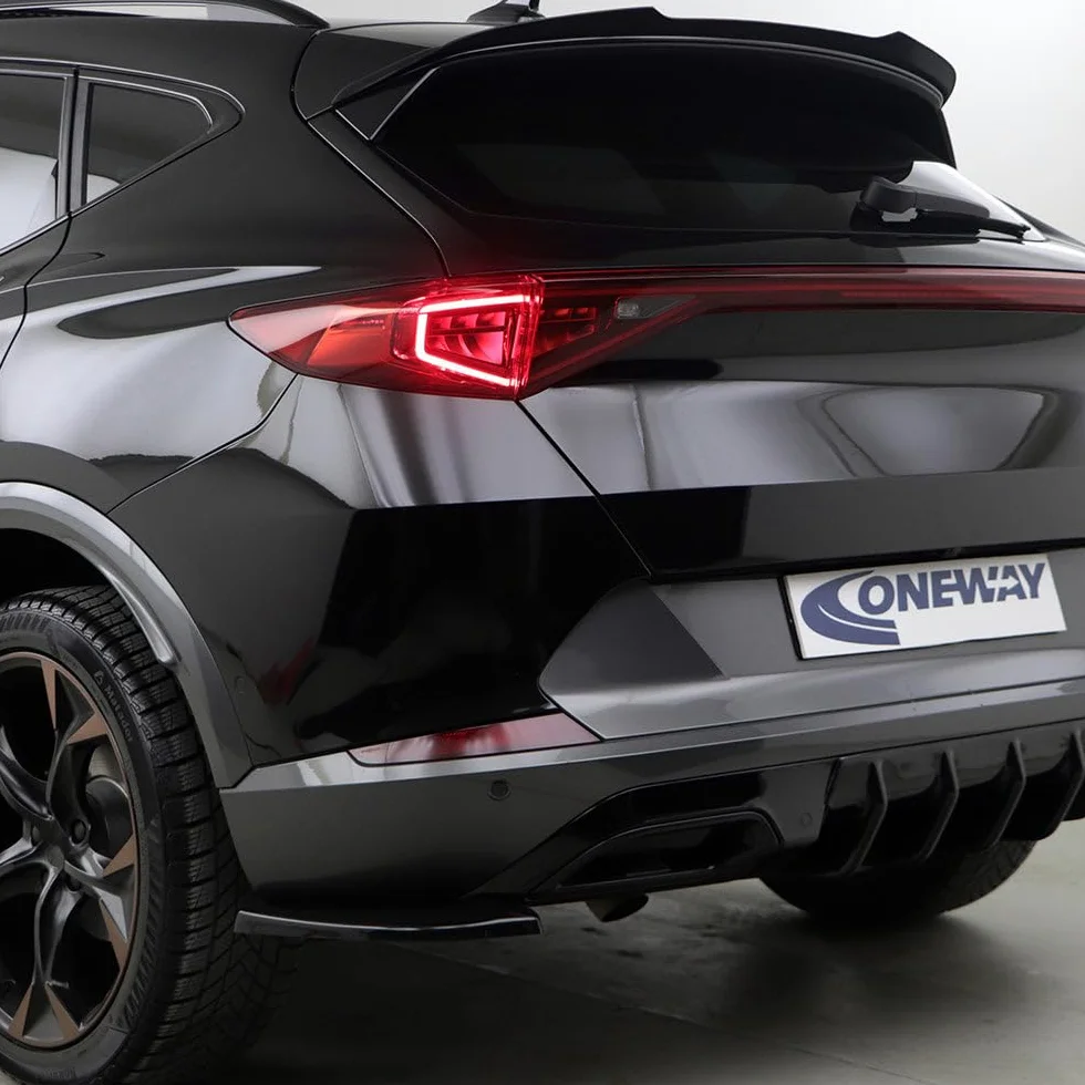 Oneway tylne dyfuzory boczne kompatybilne z Cupra Formentor 2020-2024 i Facelift 2024- - czarny połysk