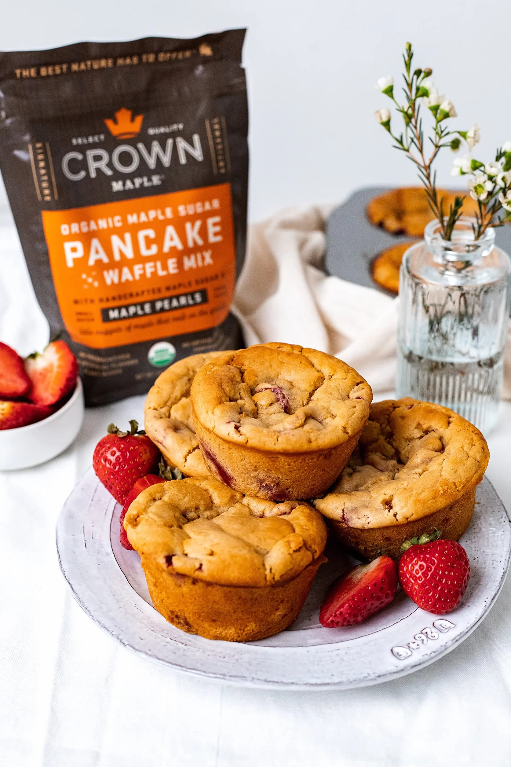 Crown Maple Organic Maple Sugar Pancake Mix 454 g mieszanka do pieczenia naleśników z cukrem klonowym