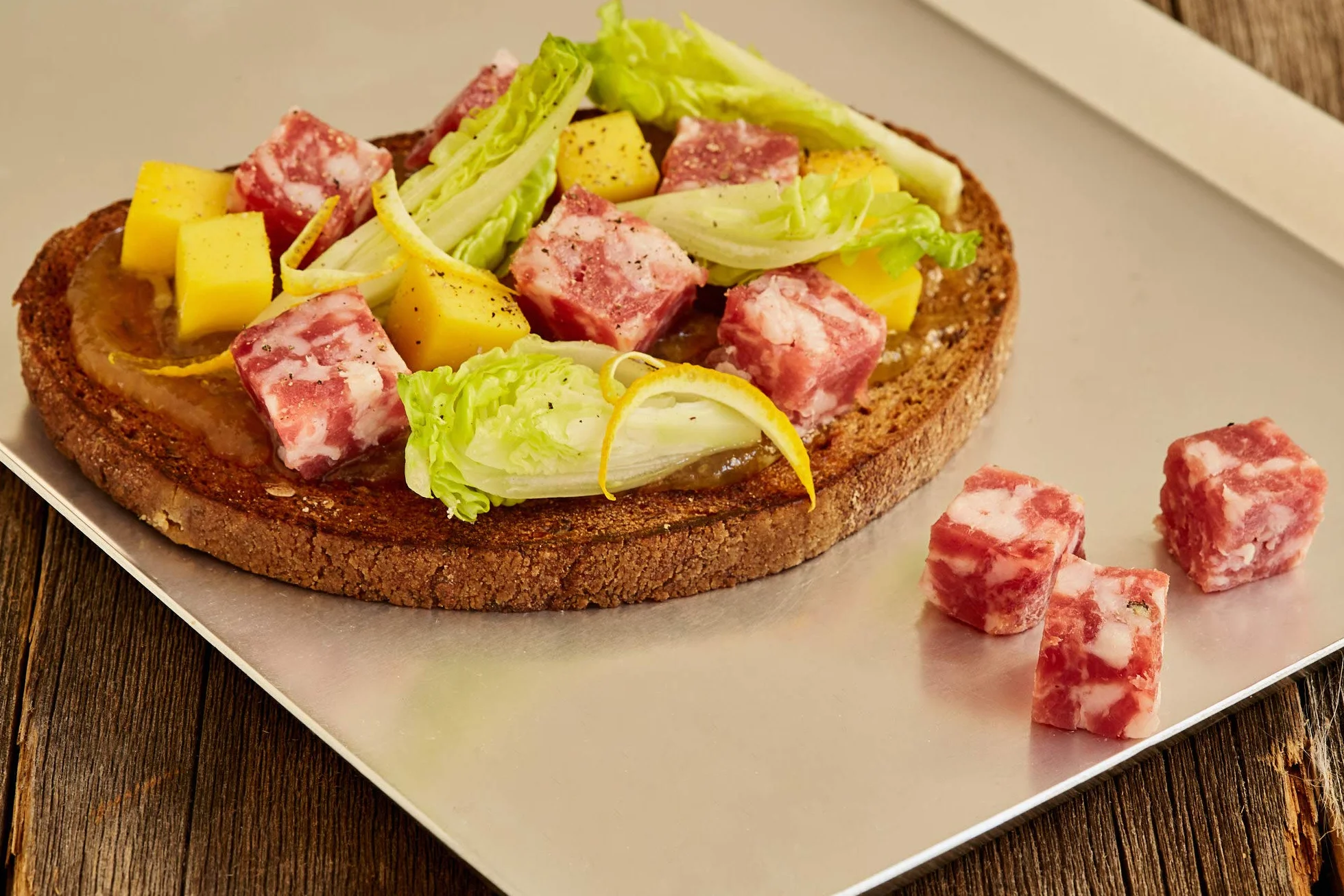 Salami Campagnolo w plasterkach Salumi Pasini® | Ręcznie robione z włoskiego mięsa | Opakowanie 2 plasterków | 2x200g