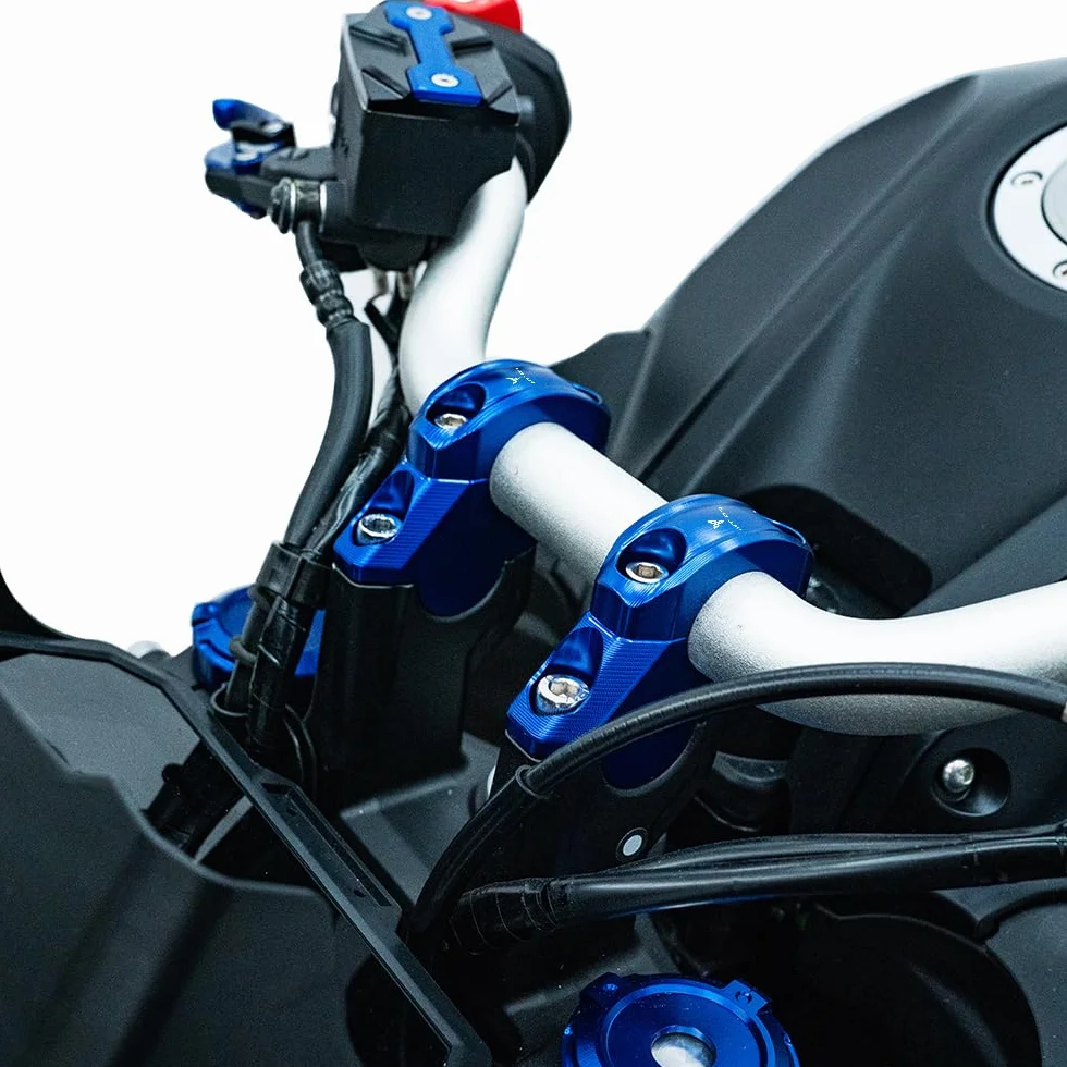Pasuje do MT07 MT-07 FZ07 FZ-07 XSR700 XSR 700 2021 2022 2023 2024 2025 motocykl CNC kierownica Riser Bar Mount Grip Clamp Kit MT 07 FZ 07 akcesoria (czarny)