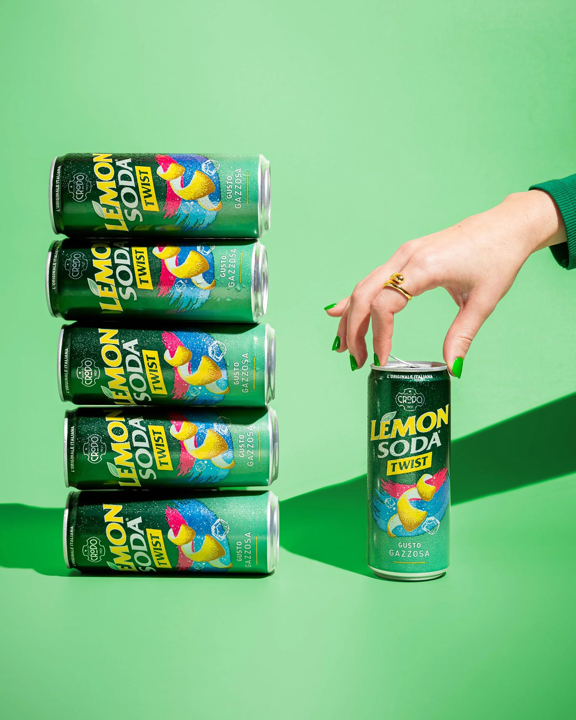 Lemon Soda twist bez cukru 330 ml puszka włoska lemoniada