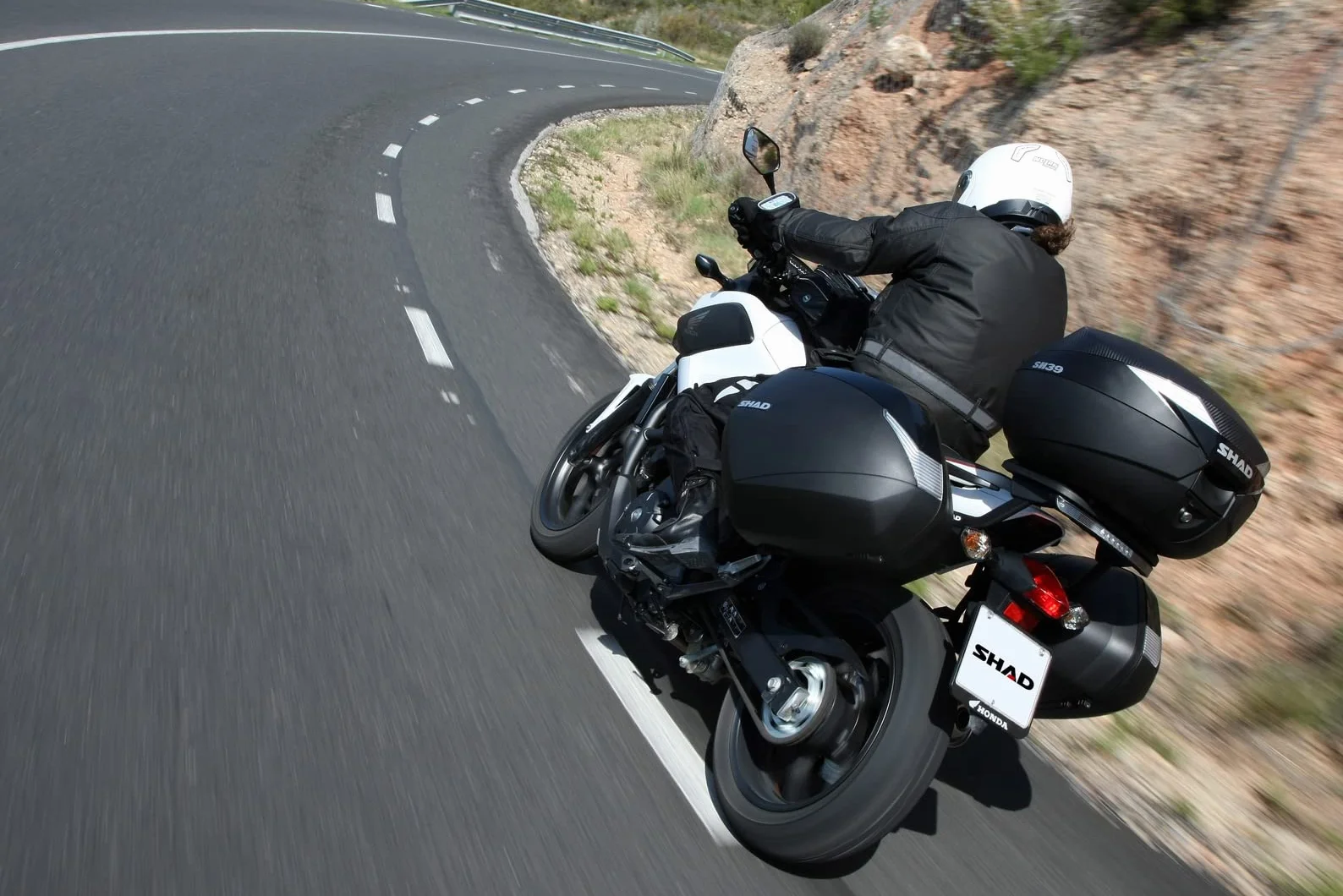 Shad Boczne sakwy bagażowe motocyklowe. Twarde etui. Efekt węgla SH36.