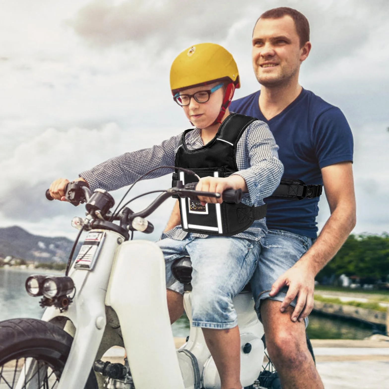 Nizirioo Dziecięcy pas bezpieczeństwa motocyklowego, regulowany pas motocyklowy dla dzieci, z odblaskowymi paskami, dostępny przed i po, dla dzieci w wieku od 2 do 12 lat