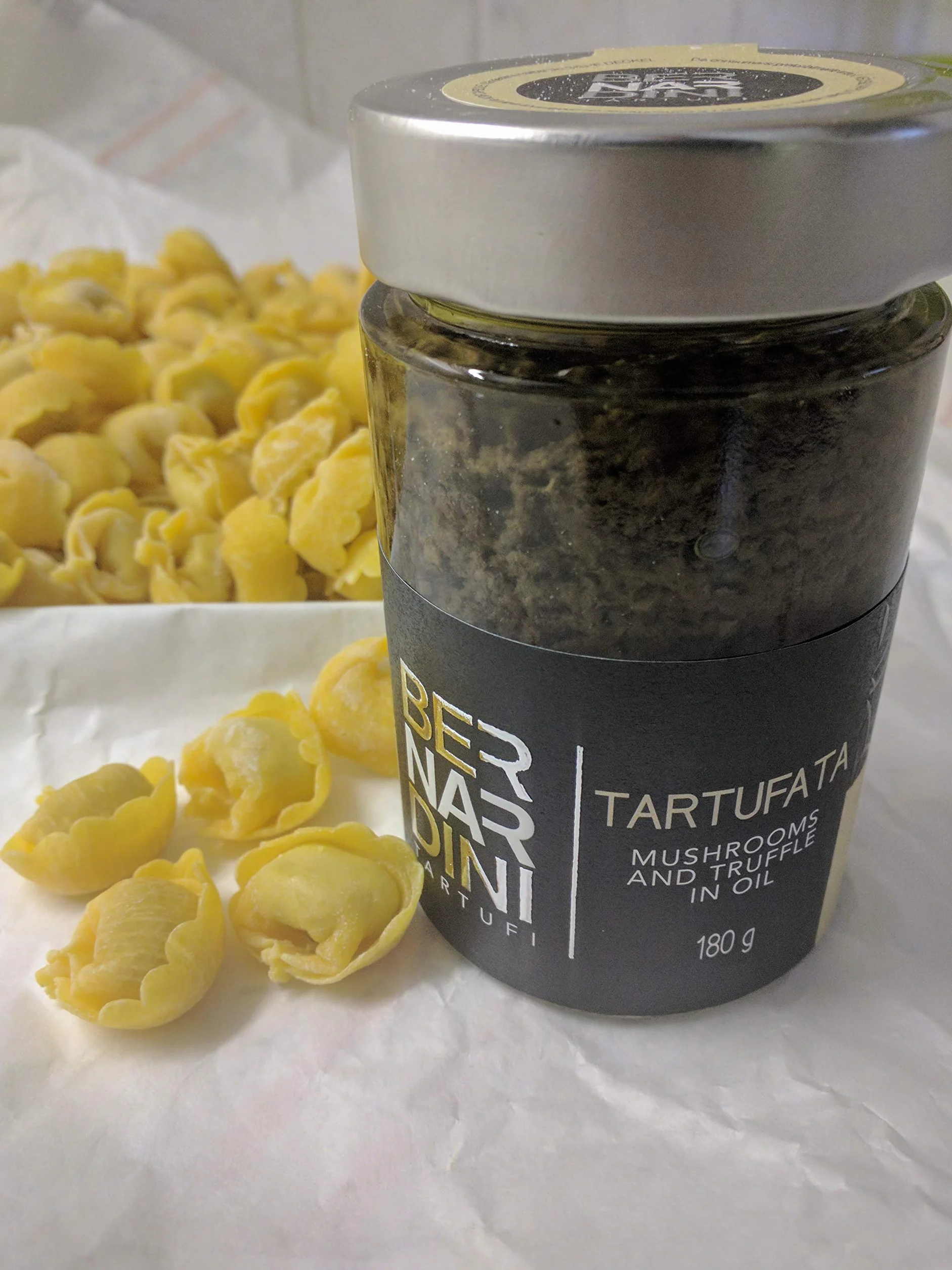 Bernardini Tartufi Sos truflowy z truflą letnią i pieczarkami 180g