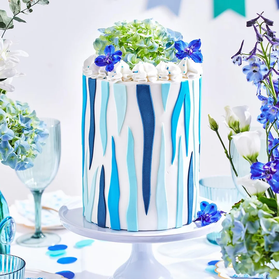 FunCakes Roll Fondant Sea Blue: łatwy w użyciu, gładki, elastyczny, miękki i giętki, idealny do dekoracji ciast, halal, koszerne i bezglutenowe 250g