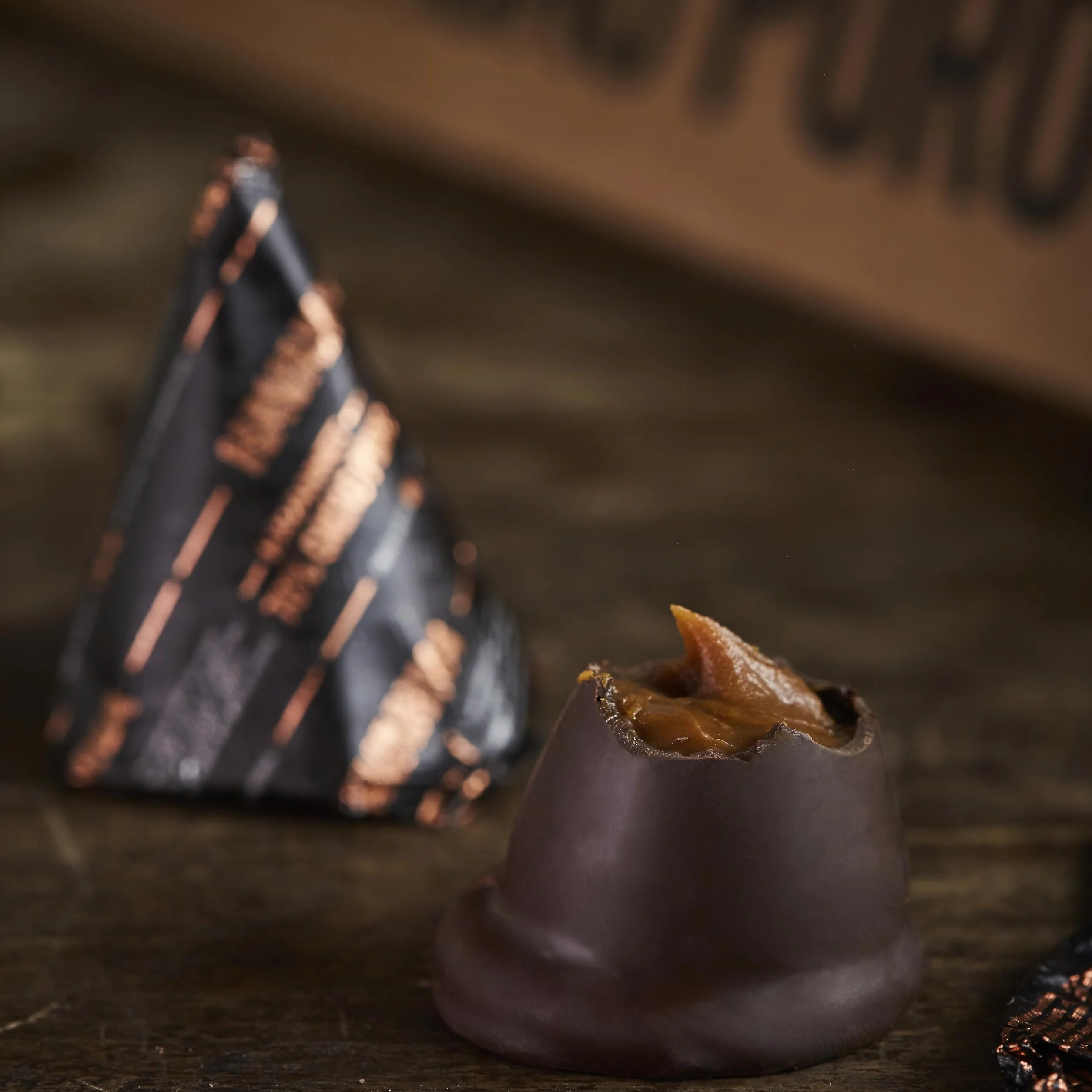Havanna Havannets z 70% czystego kakao Stożki czekoladowe z nadzieniem dulce de leche 8 sztuk 320 g