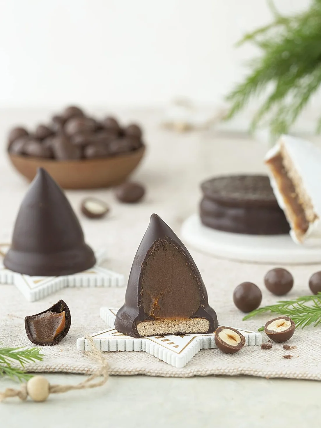 Havanna Havannets mix czekoladowe i białoczekoladowe stożki w polewie z nadzieniem dulce de leche 12 sztuk 456g