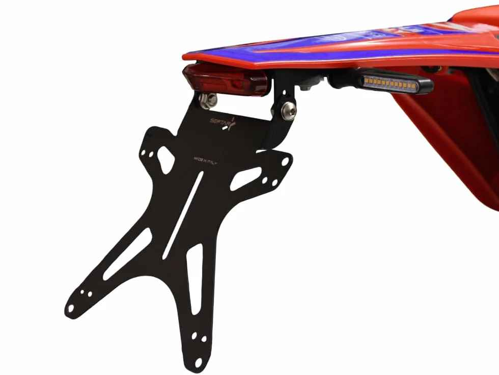 SEPTAR Regulowany uchwyt na kartę sportową kompatybilny z BETA MOTARD/ENDURO RR 125 (4T) 2021-2025 + reflektor