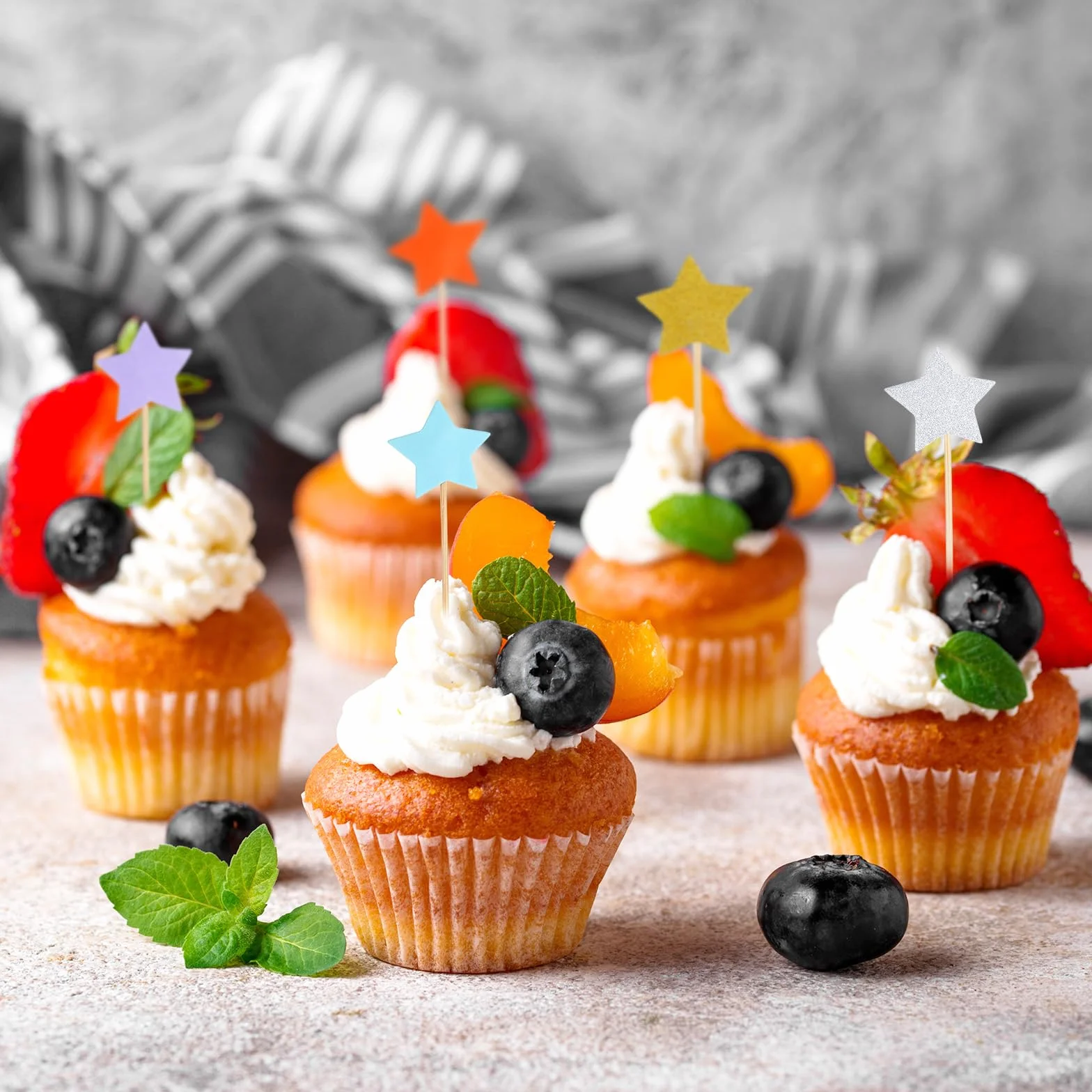 Ozdoby na babeczki gwiazdki brokatowe dekoracje na tort toppery urodziny ślub baby shower