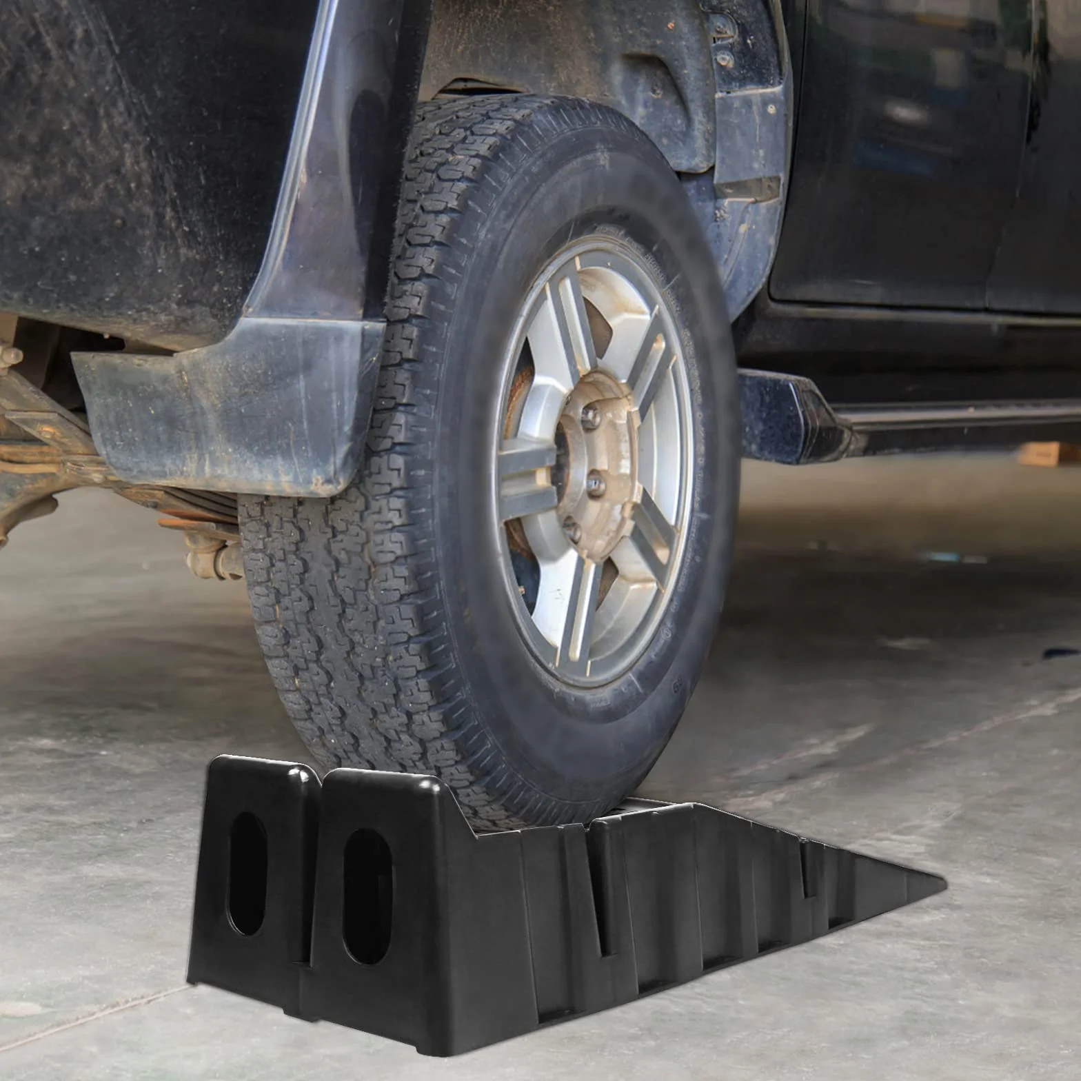 NAIZY Zestaw 2 ramp najazdowych 90x33x22,5 cm do 2,5 ton czarne