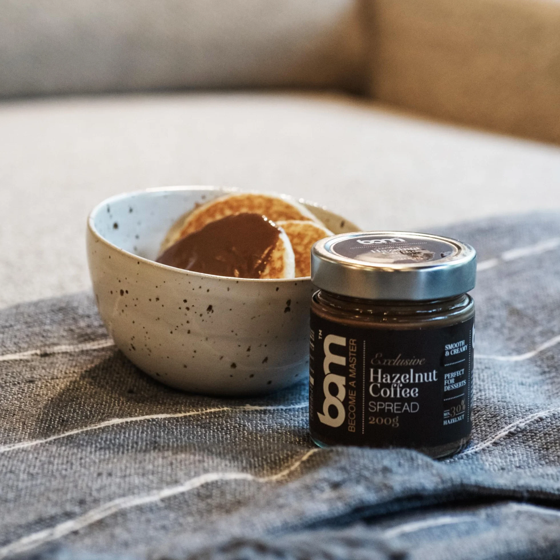 BAM Spread do kawy z orzecha laskowego, 200 gramów, minimum 30% orzechy laskowe, desery, gładki i kremowy