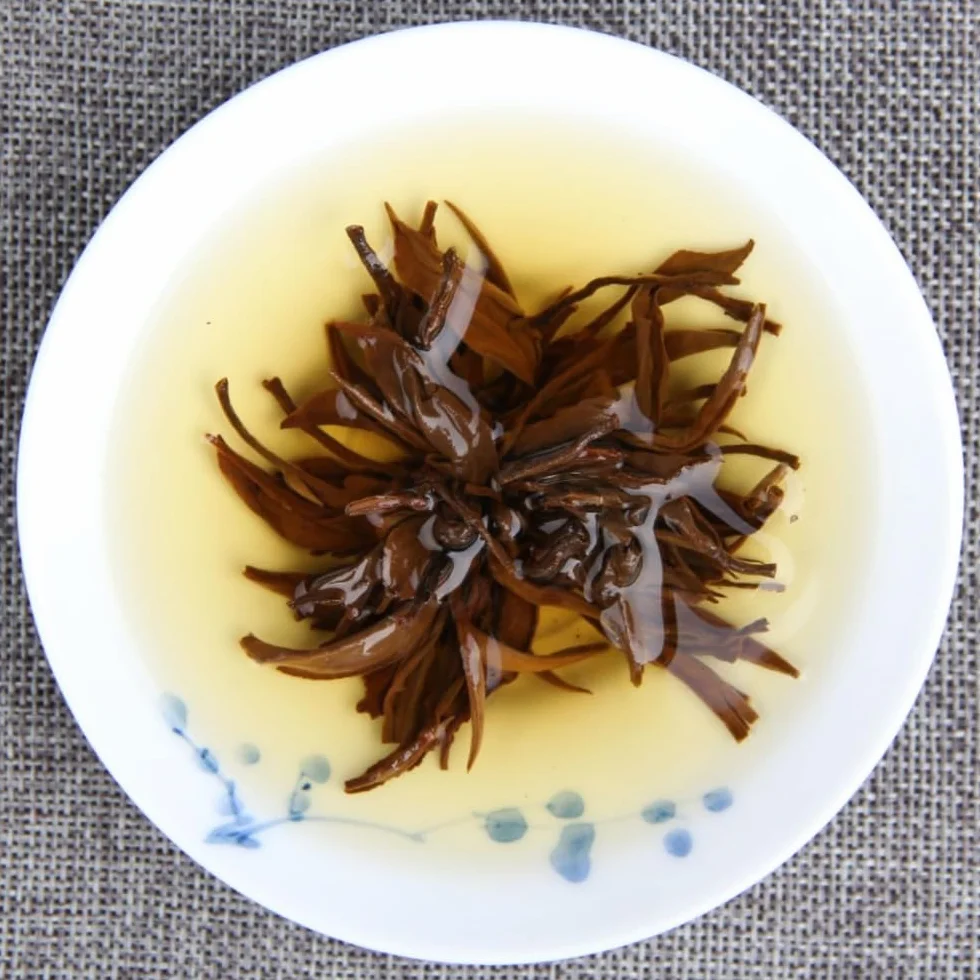 Klasyczna Herbata Yunnan Dian Hong Pagoda 60g - Czarna Herbata Kung Fu - Herbata Golden Bud Do Codziennego Napoju