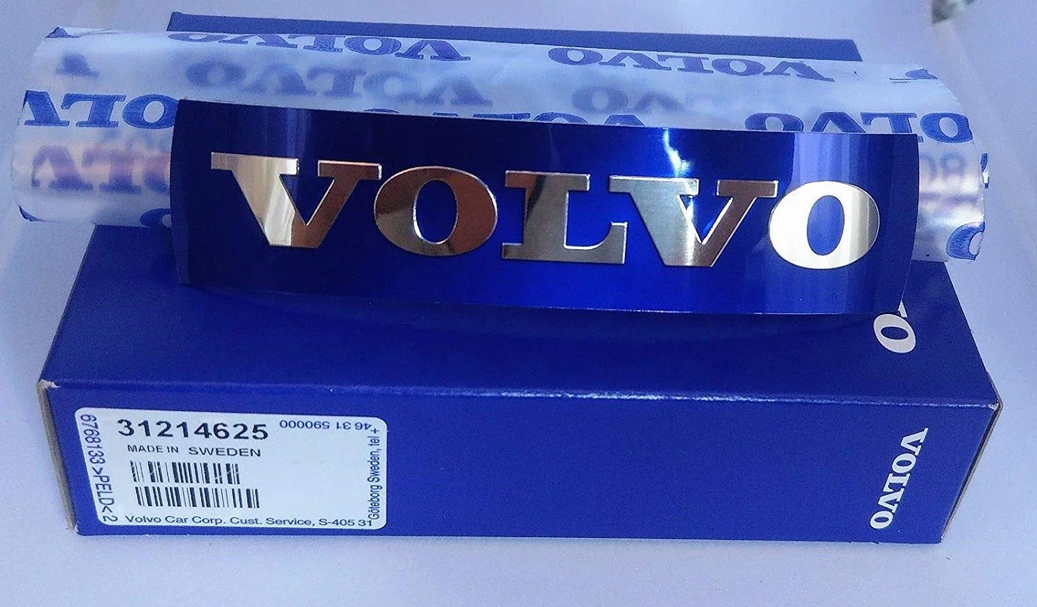 Oryginalny emblemat/naklejka z logo Volvo zamiennik kratki samoprzylepnej