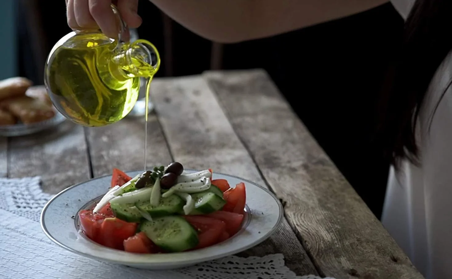 Ancient Foods BIO | Kerós Organiczna oliwa z oliwek | tłoczona na zimno | Grecka oliwa z oliwek pierwszego tłoczenia | Wysoka zawartość fenoli | 1000-letnie drzewa | Tradycyjny zbiór ręczny | 1 Litra