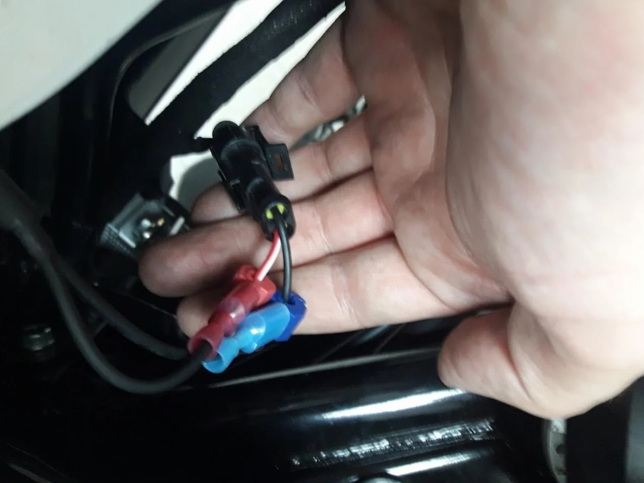 Uchwyt na kierownicę z woltomierzem i termometrem do Benelli TRK 502 / 502X (niebieski LCD)