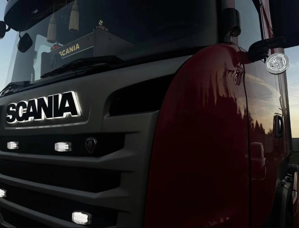Logo przód Scania LED - Logo LED Scania