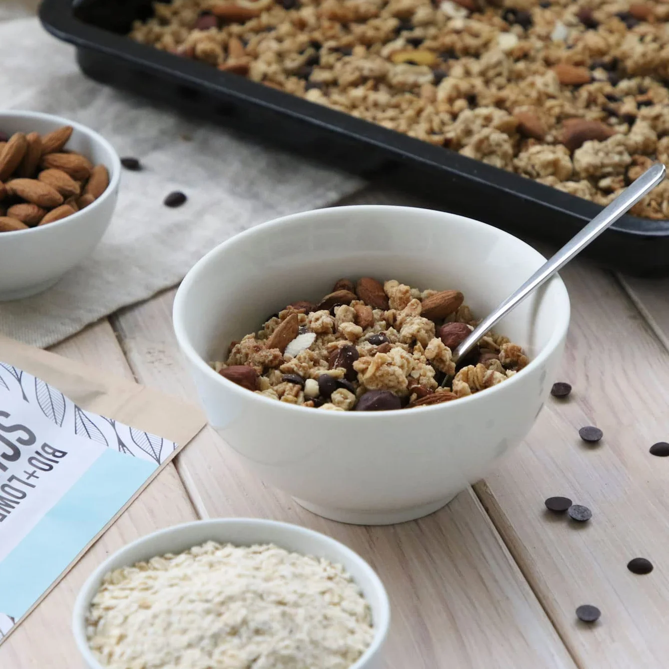 Bio Lower-Carb czekoladowe odrosty 600 g, słodzone erytrytem bez dodatku cukru, wegańskie, do podjadania, pieczenia, bez cukru, optymalne do niskowęglowodanów, redukcji węglowodanów, diety ketonowej