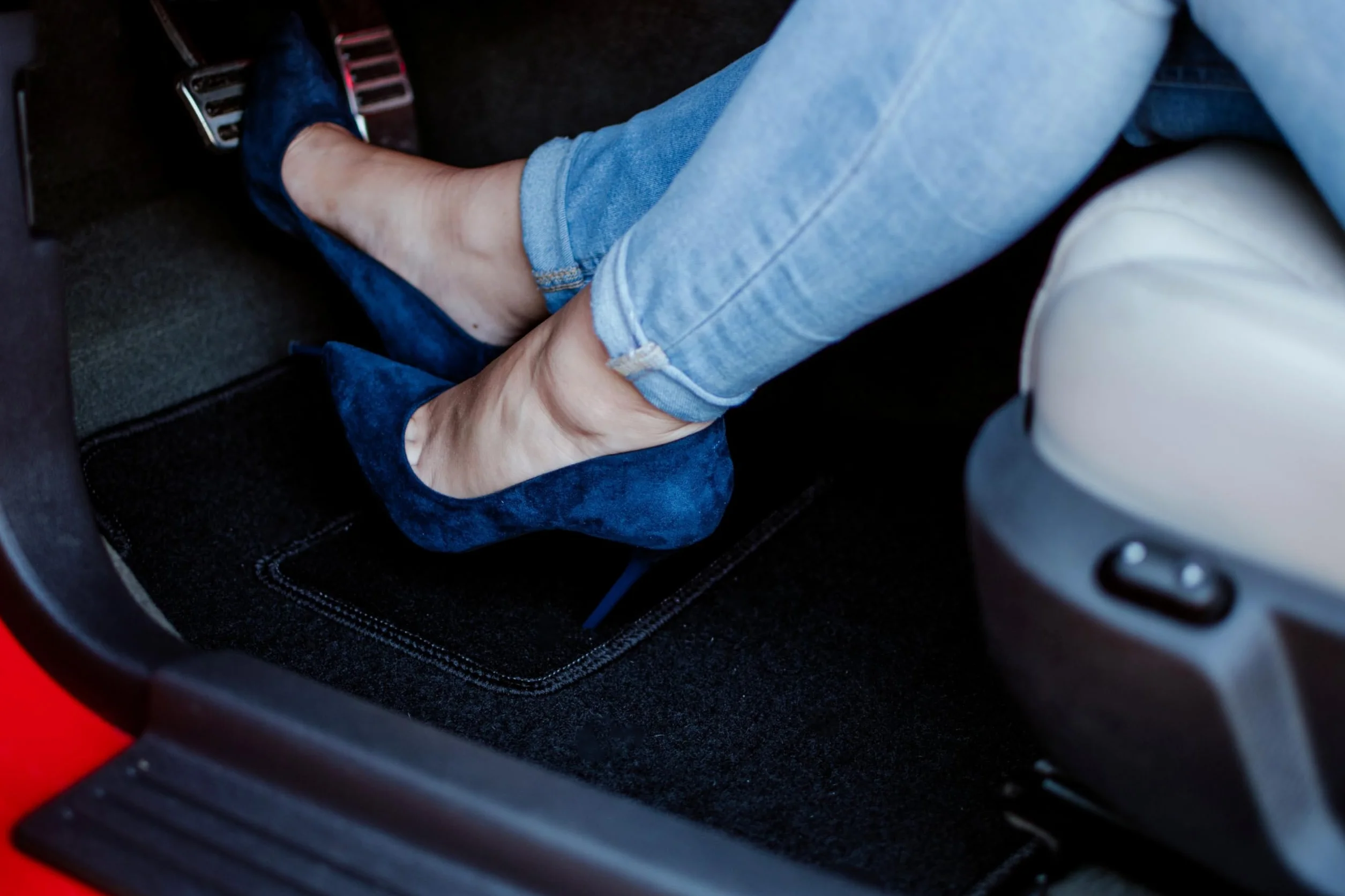 Czarny dopasowany dywanik kierowcy, pasuje do: Citroen C5 III X7 liftback, limuzyna, kombi, Tourer (2008-2017) wycieraczka strona kierowcy welurowe dywaniki samochodowe