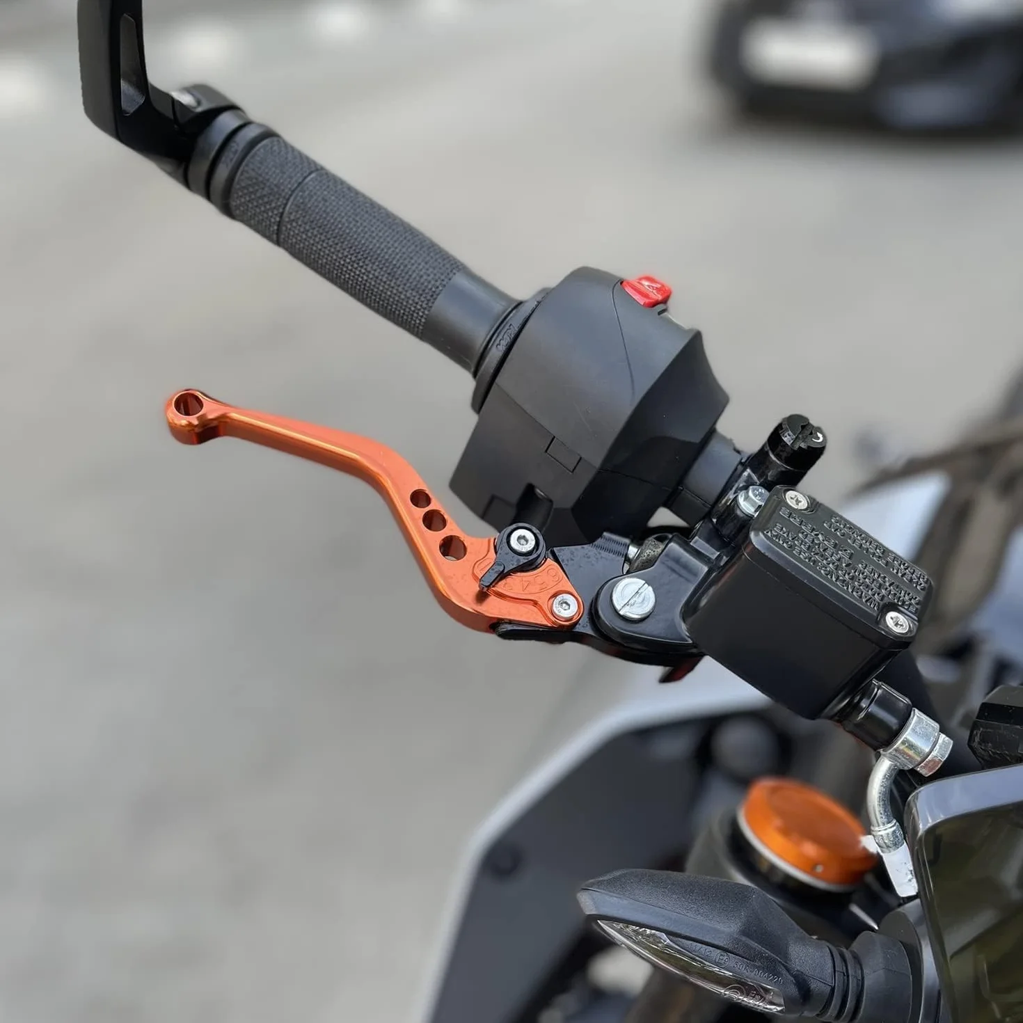 Dla Z750 Z 750 (nie dla modelu Z750S) 2007-2012 2008 2009 2010 2011 motocykl regulowane krótkie dźwignie sprzęgła hamulca akcesoria motocyklowe (czerwony)