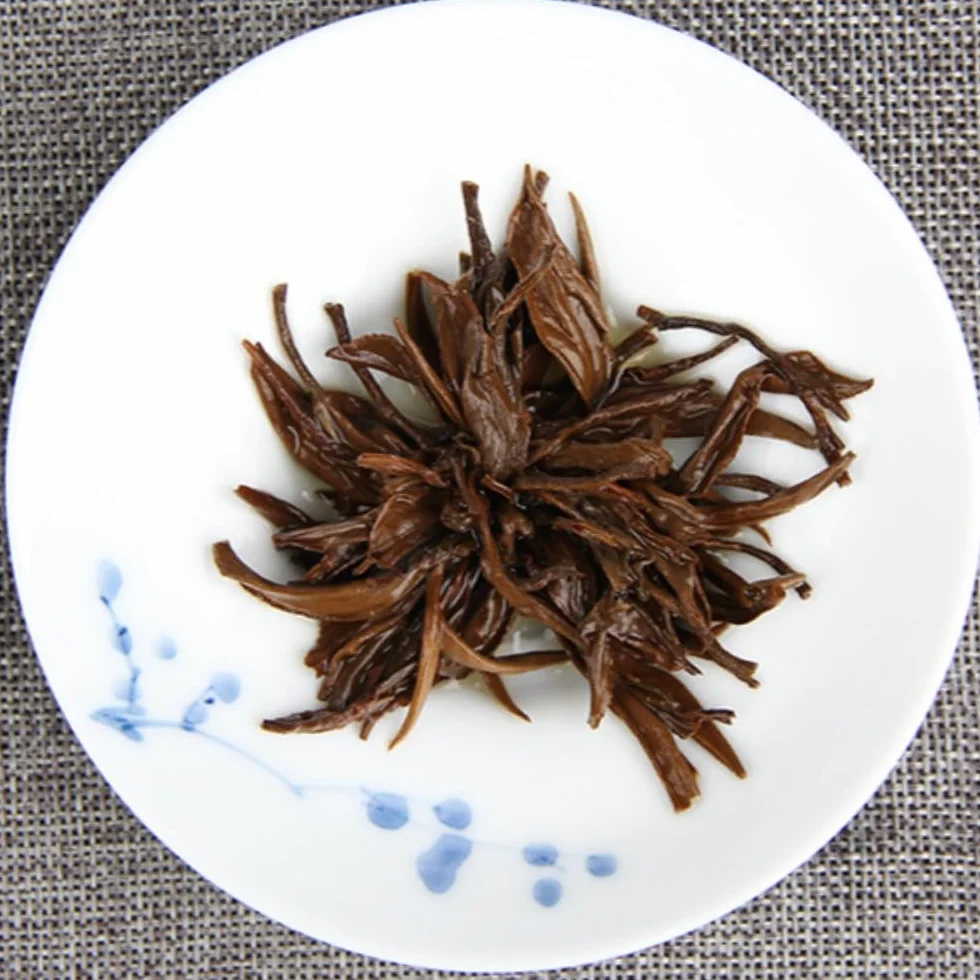 Klasyczna Herbata Yunnan Dian Hong Pagoda 60g - Czarna Herbata Kung Fu - Herbata Golden Bud Do Codziennego Napoju