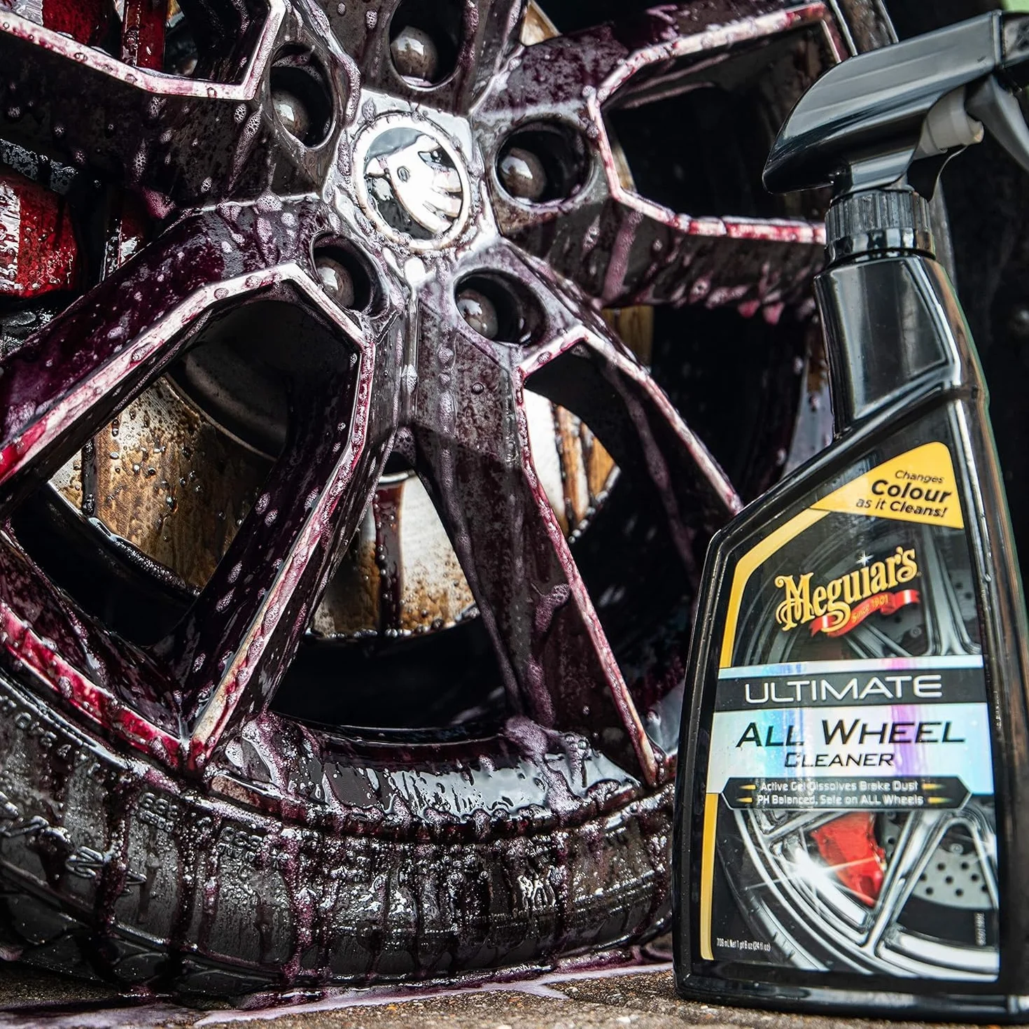 Meguiar's G180124EU Ultimate All Wheel Cleaner środek do czyszczenia felg, czyści wszystkie powierzchnie felg, usuwa kurz z hamulców i brud, neutralny pH, 709 ml