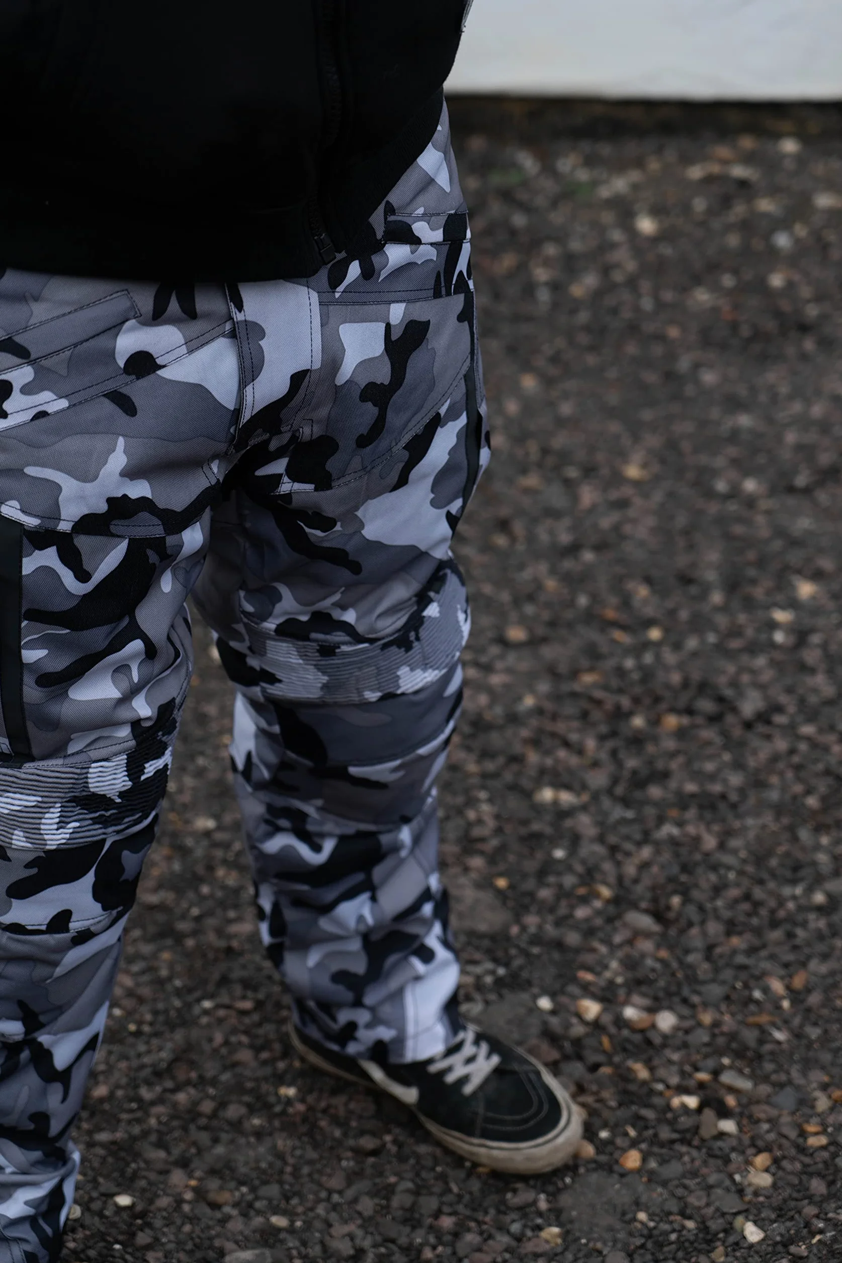 Texpeed Spodnie motocyklowe męskie ce - 4 sezony - Wodoodporne spodnie zimowe/letnie - Ochrona pancerza CE (EN 1621-1) - Kamuflaż Camouflage Szary - Wszystkie rozmiary