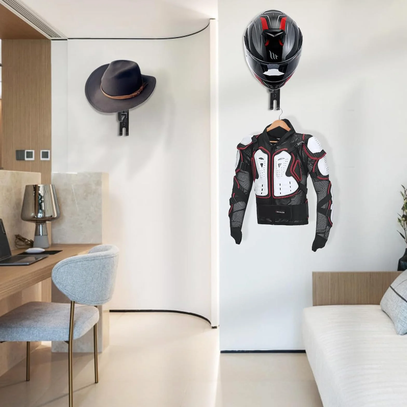 Uchwyt na kask motocyklowy