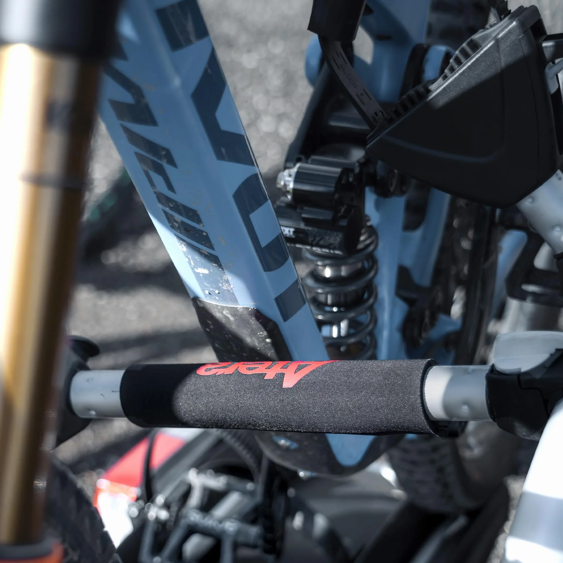 Atera 022634 Zapasowa część dystansowa do bagażnika na rowery elektryczne Strada - aluminium, ramię mocujące dla drugiego roweru, 36,5 cm