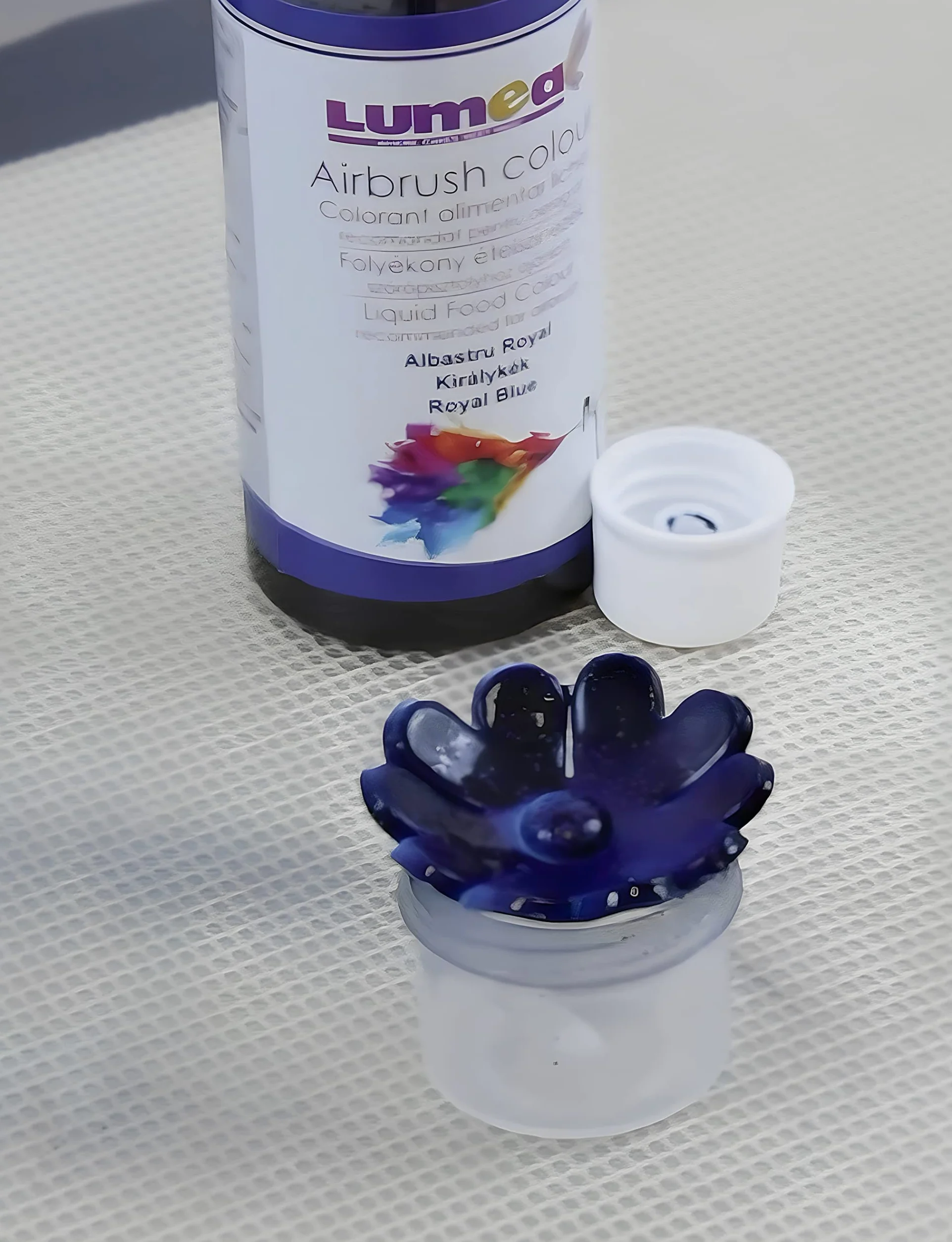 Dekozauber24 Farba spożywcza premium Airbrush 90 ml, 19 kolorów, jadalna, płynna, silna siła krycia, dekoracja tortu fondant marcepan, kolor królewski błękit
