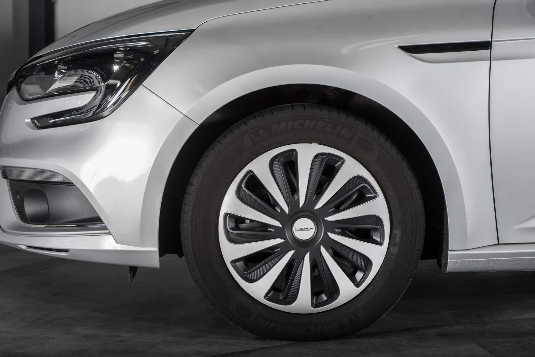MICHELIN kołpaki NVS 3D Black Edition 17"