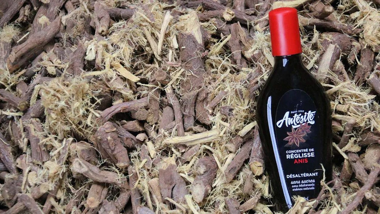 Concentré de Réglisse, korzeń słodkiego drewna, syrop z lukrecji, skoncentrowany z anyżem 13 cl