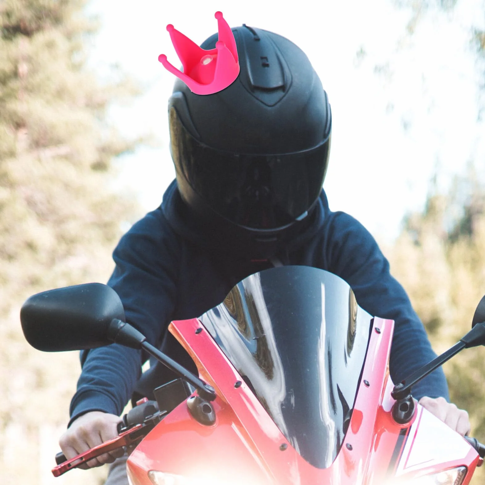 SOLUSTRE 1kawałek Sztuka Ozdoba Motocyklowy Kształcie Korony z Przyssawką Różowa Trwała i Elastyczna Dekoracja Do Kasku Motocyklowego Idealna Dla Przyjaciół
