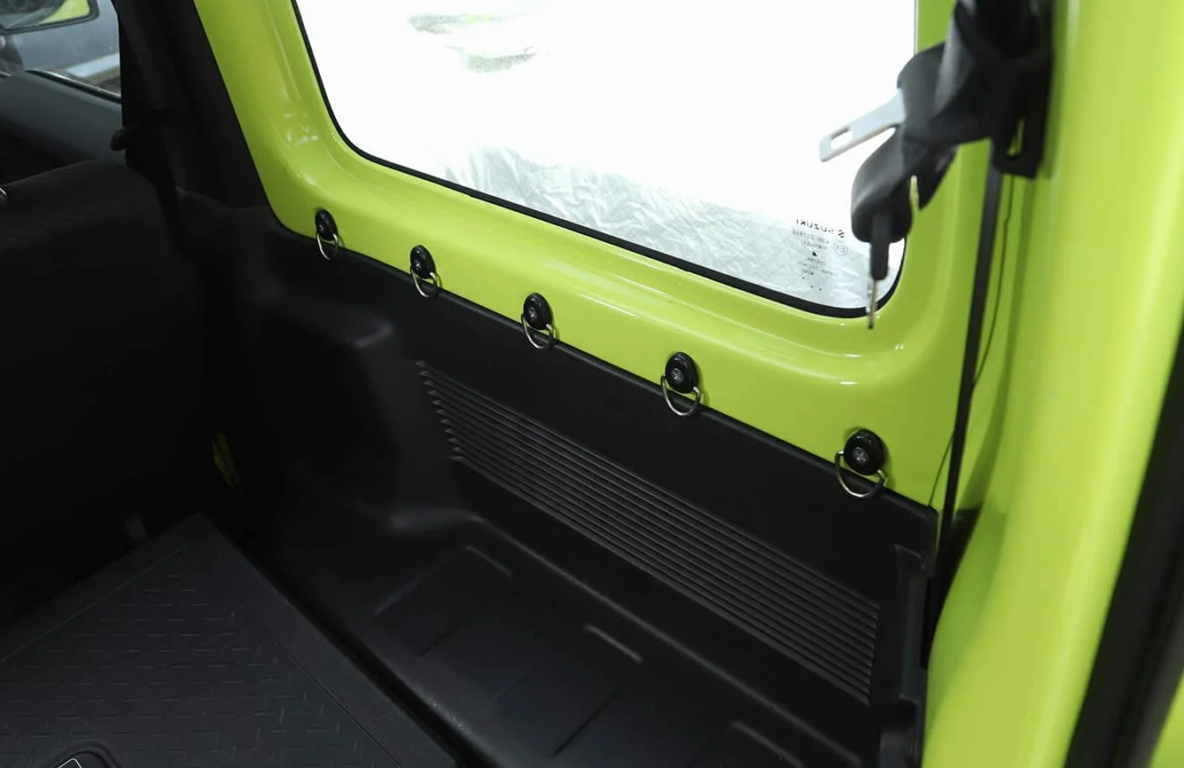 Haczyki do bagażnika Suzuki Jimny JB64 JB74 2019-2024